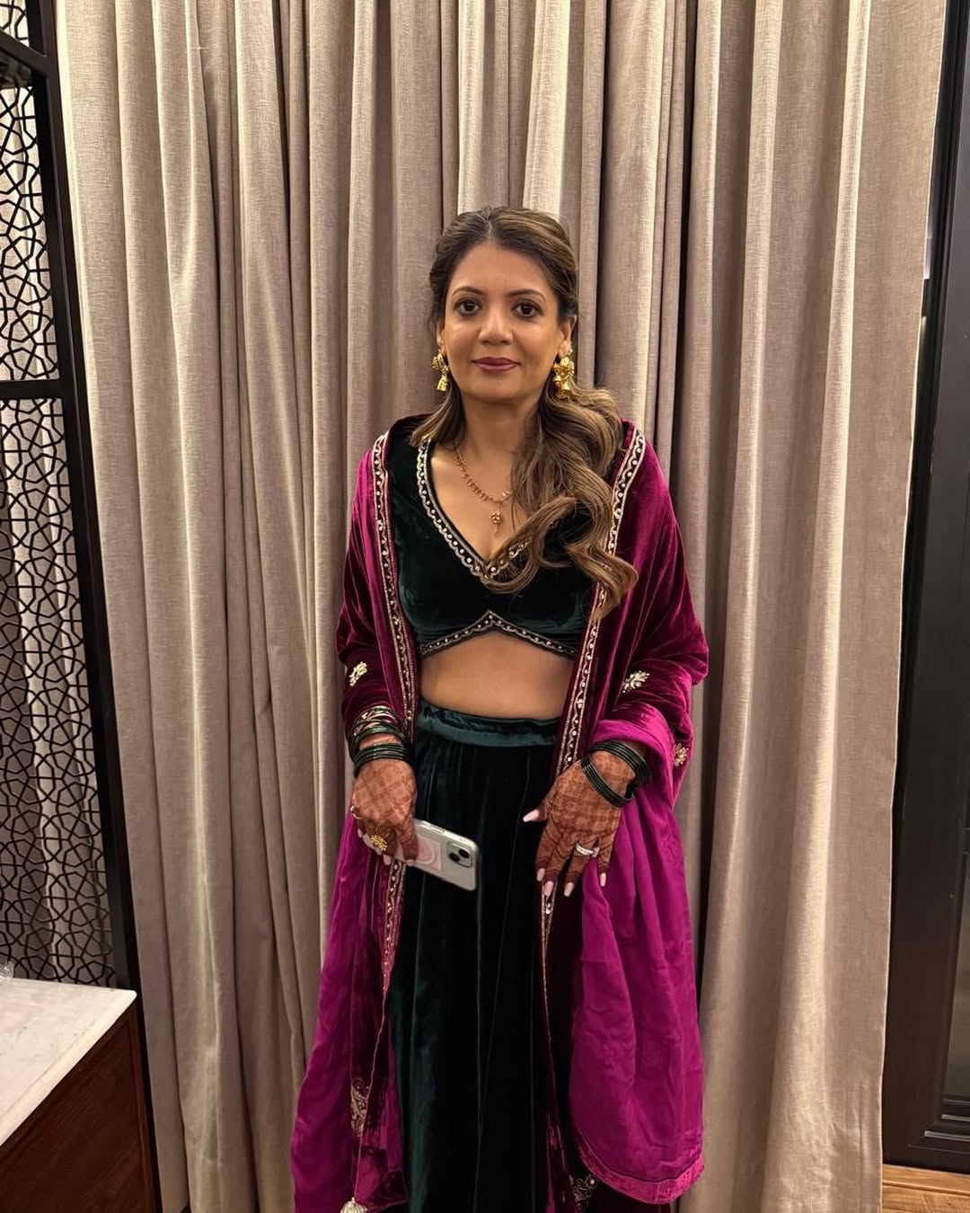 Some looks fade. This one lingers. ✨Soft hair, luminous skin, and a look that feels effortlessly